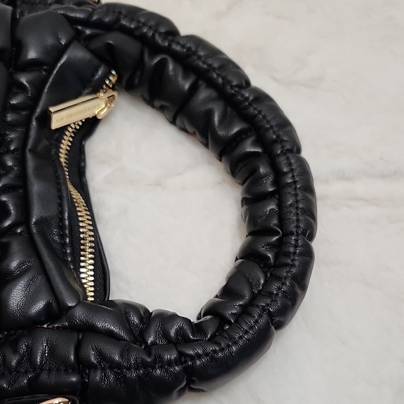 NWOT Expressions Quilted Puffer Bag - Picture 7 of 14